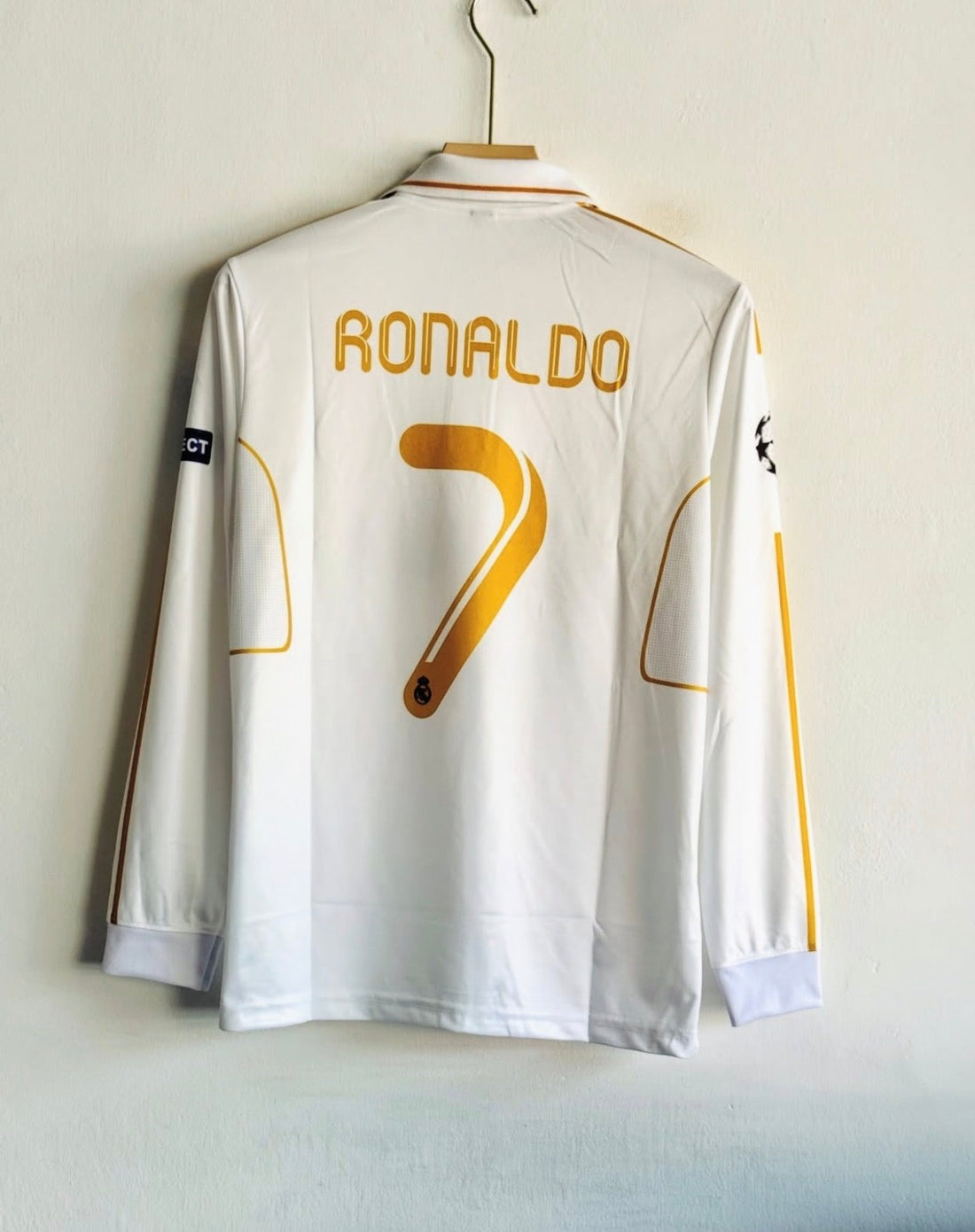 Ronaldo 7 Retro Jersey