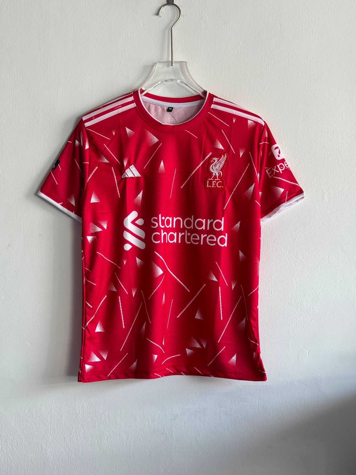 Liverpool 26-27 jersey