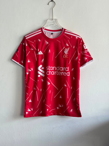 Liverpool 26-27 jersey